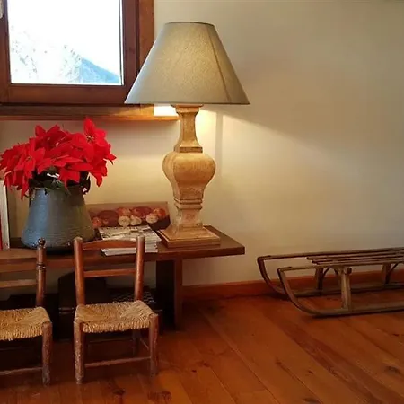 Casa Con Encanto, Jardin, Vistas Y Piscina Horská chata