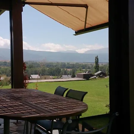 Chalet Casa Con Encanto, Jardín, Vistas Y Piscina Estavar