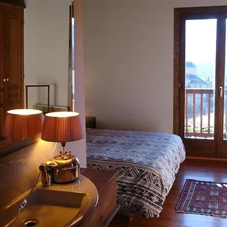 Casa Con Encanto, Jardin, Vistas Y Piscina Estavar